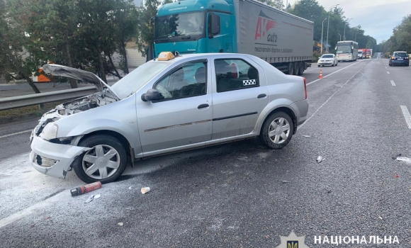 У Вінниці ЗАЗ Sens не надав перевагу в русі легковику Renault 