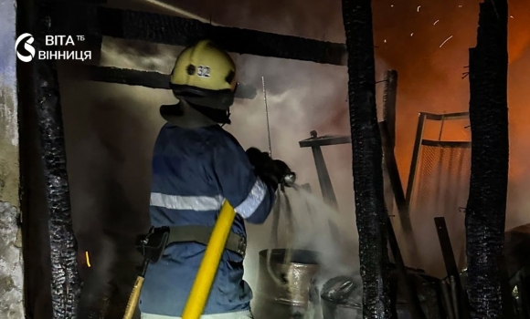 У Вінниці на Грушевського загорілася квартира — обійшлося без постраждалих У Вінниці на Грушевського загорілася квартира — обійшлося без постраждалих