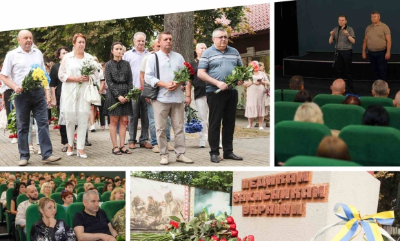 У Вінниці на мітингу-реквіємі вшанували пам’ять загиблих медиків