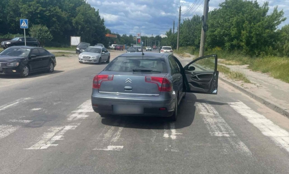У Вінниці на нерегульованому пішохідному переході водій збив 13-річну дівчинку