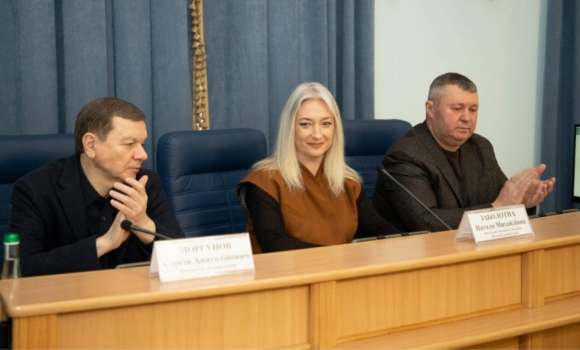 У Вінниці офіційно представили начальника обласної військової адміністрації У Вінниці офіційно представили начальника обласної військової адміністрації