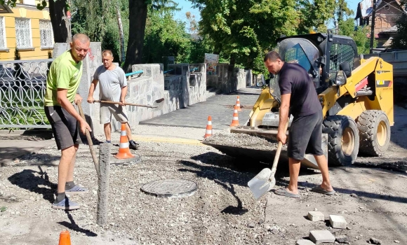 У Вінниці оновили територію біля ліцею №3