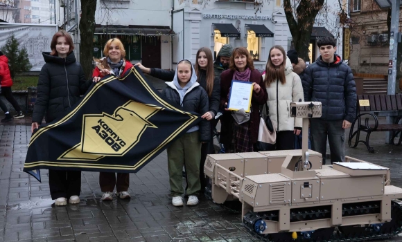 У Вінниці передали нацгвардійцям платформу «TerMIT», придбану завдяки збору кришечок