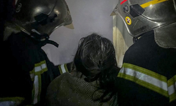 У Вінниці під час пожежі на вул.Мирослава Скорика надзвичайники врятували людину