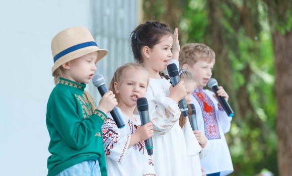У Вінниці під егідою міської ради провели культурно-мистецький проєкт «Світ дитинства»