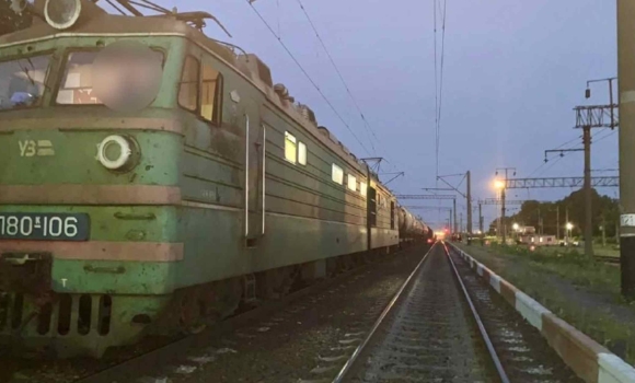 У Вінниці під колеса вантажного потягу потрапив 65-річний чоловік