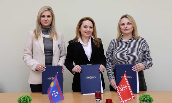 У Вінниці підписали меморандум задля розвитку туристичних брендів міста та області У Вінниці підписали меморандум задля розвитку туристичних брендів міста та області