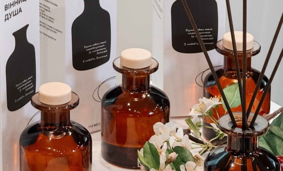 У Вінниці презентували унікальний аромат “Вінницька душа” У Вінниці презентували унікальний аромат “Вінницька душа”