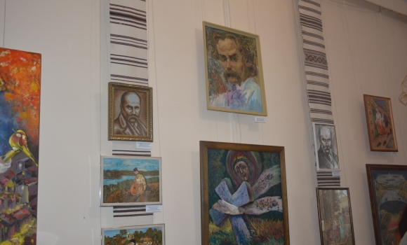 У Вінниці презентували виставку картин до 212 річниці від дня народження Кобзаря