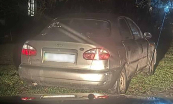 У Вінниці рецидивіст вкрав чуже авто, залишене власником без акумулятора