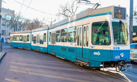 У Вінниці рух електротранспорту тимчасово коригують через погодні умови