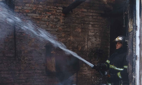 У Вінниці рятувальників викликали на пожежу в ресторані У Вінниці рятувальників викликали на пожежу в ресторані