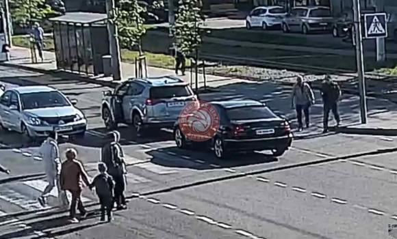 У Вінниці сталась ДТП на перетині вулиць Пирогова та Зодчих