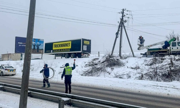 У Вінниці стався обрив проводу на повітряній лінії електропередачі напругою 10 кВ