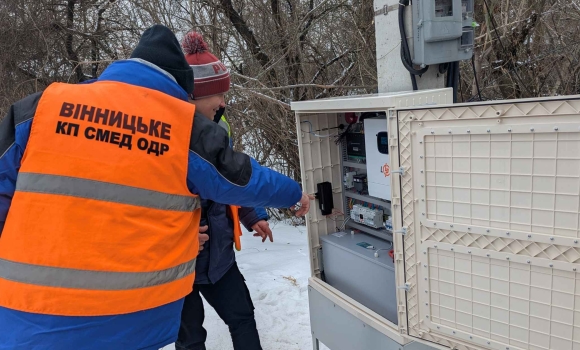 У Вінниці триває підключення світлофори до акумуляторів на це виділили додаткові кошти У Вінниці триває підключення світлофори до акумуляторів на це виділили додаткові кошти