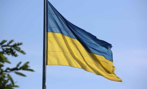 У Вінниці до Дня Державного Прапора України на Замковій горі підняли прапор України. У заході взяли участь військові та представники місцевої й обласної влад. Синьо-жовтий прапор став символом гордості за Україну та її майбутнє, об’єднавши людей різних поколінь і професій у спільному прагненні до миру й розвитку. Прапор підняли під супровід Гімну України. Захід відбувся за участі військовослужбовців, представників влади, рятувальників, правоохоронців, громади.