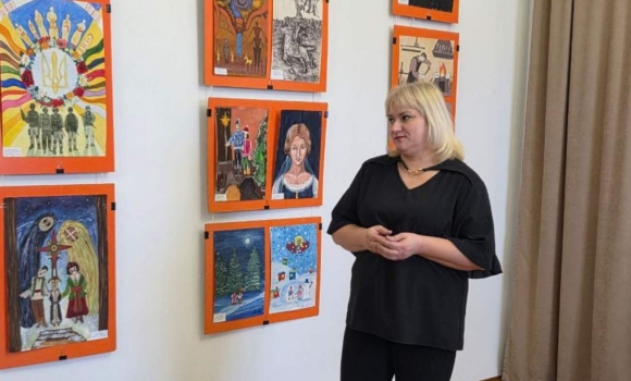 У Вінниці урочисто відкрили “шевченківську” виставку робіт учнів мистецьких шкіл