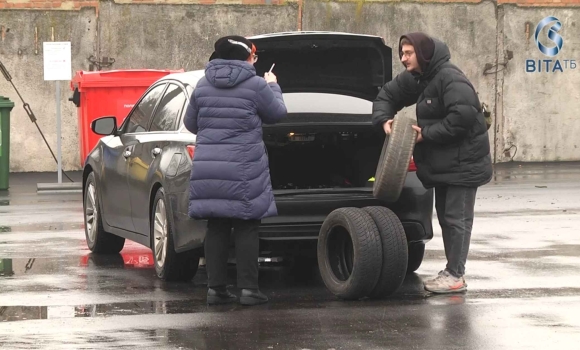 У Вінниці в центрі управління відходами приймають відпрацьовані покришки