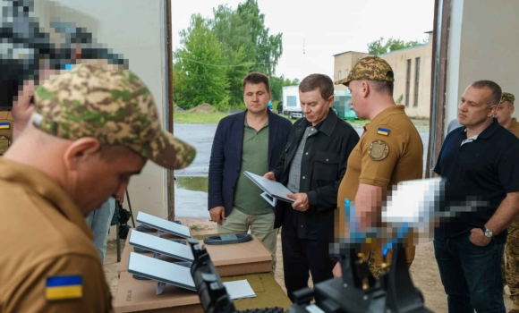 У Вінниці вчергове підсилили підрозділ Нацгвардії - передали дрони, Starlink, авто