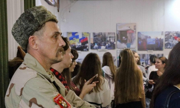 У Вінниці відкрили документальну фотовиставку «Нескорений Майдан» У Вінниці відкрили документальну фотовиставку «Нескорений Майдан»
