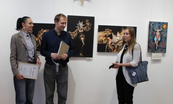 У Вінниці відкрили фотовиставку «Сюрреалістичний калейдоскоп» У Вінниці відкрили фотовиставку «Сюрреалістичний калейдоскоп»