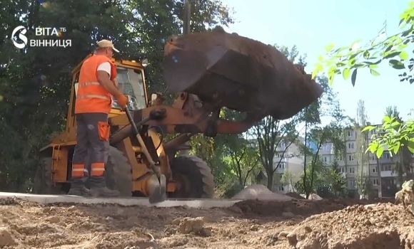 У Вінниці відремонтували вже понад 80 прибудинкових територій як формується черга