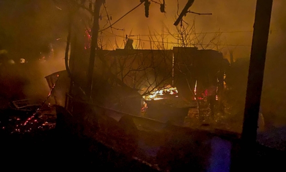 У Вінниці вночі згорів металевий вагончик на вул.Скалецького