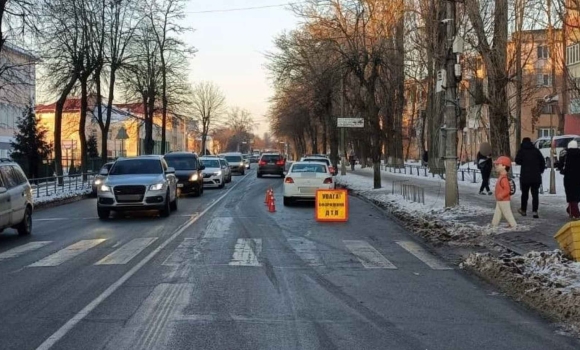 У Вінниці водій збив 14-річну дівчинку, яка перетинала дорогу