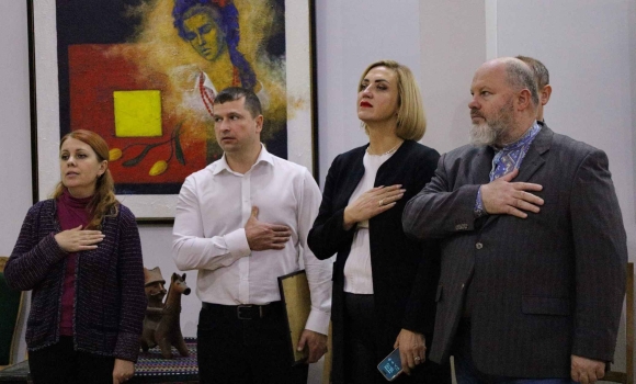 У Вінниці вперше відкрито презентують широкому загалу виставковий проєкт «Незламні»