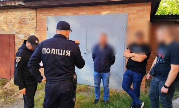 У Вінниці затримали 18-річного наркозакладчика-гастролера