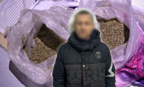 У Вінниці затримали чоловіка, який передавав наркотики до виправної колонії