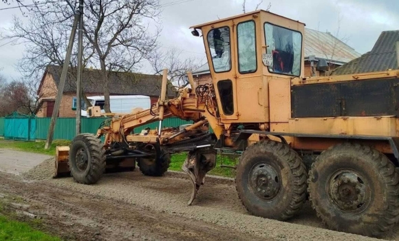 У Вінницькій громаді розпочали грейдерування вулиць приватного сектору