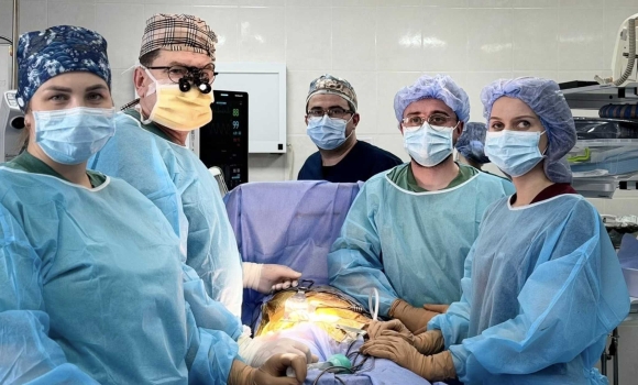 У Вінницькій обласній клінічній лікарні імені М. І. Пирогова успішно виконали пересадку нирки від донора