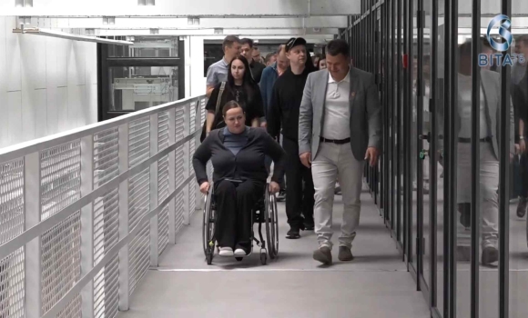 У Вінницькому інноваційно-технологічному парку Кристал провели екскурсію для містян