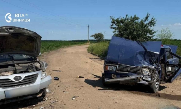 У Вінницькому районі молодий водій влаштував ДТП — 68-річний у лікарні У Вінницькому районі молодий водій влаштував ДТП — 68-річний у лікарні