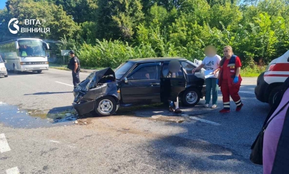 У Вінницькому районі сталася ДТП постраждав 71-річний водій У Вінницькому районі сталася ДТП постраждав 71-річний водій