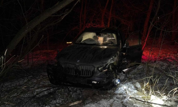 У Вінницькому районі зіткнулися два автомобілі та з’їхали в кювет