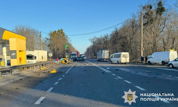 У Вінницькому районі зіткнулися легковик та вантажівка – загинув водій