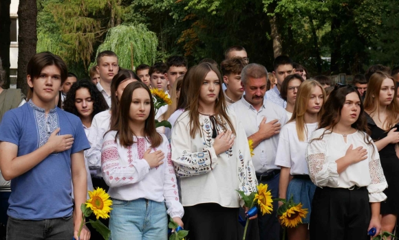 У Вінницькому техколеджі відбулися урочистості з нагоди початку навчального року