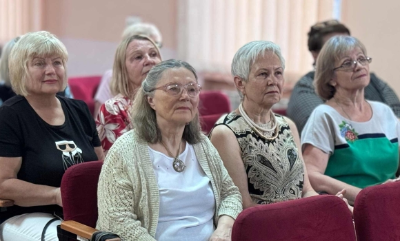 У Вінницькому терцентрі відзначили випускників факультету комп’ютерної грамотності 