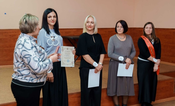 У Вінницькому терцентрі визначали кращу соціальну робітницю року У Вінницькому терцентрі визначали кращу соціальну робітницю року