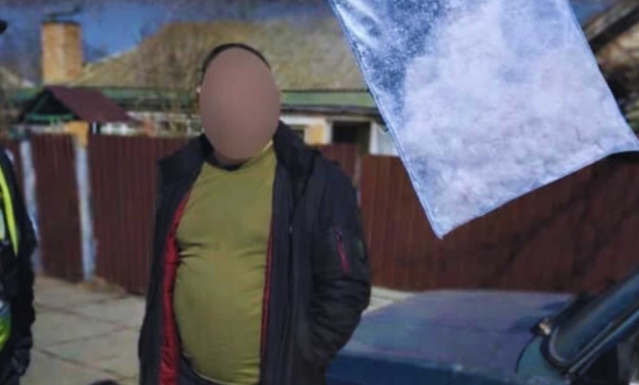 У Вінницьких Хуторах зупинили водія “під кайфом” і з пакетиком наркотиків