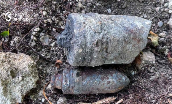 У Жмеринській громаді сапери знищили два снаряди часів Другої світової У Жмеринській громаді сапери знищили два снаряди часів Другої світової