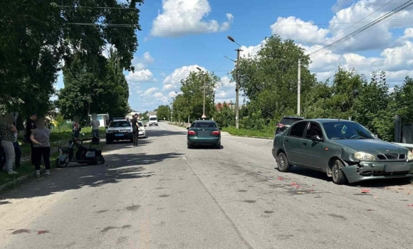 У Жмеринському районі велосипедистка потрапила під колеса авто