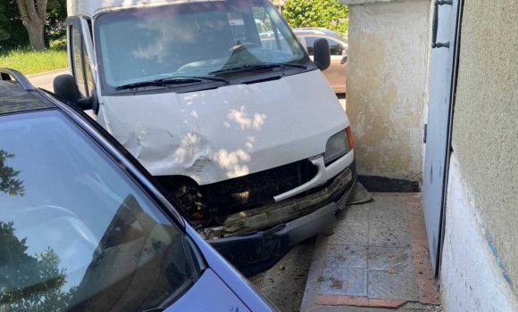 У Жмеринці внаслідок зіткнення двох автівок постраждав 35-річний водій Renault