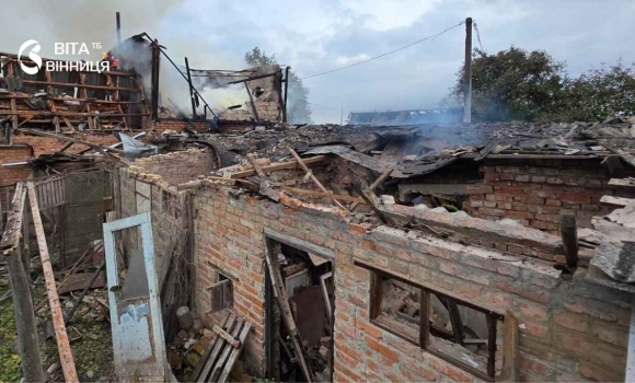 Зруйновані будівлі: наслідки нової атаки на Вінниччину