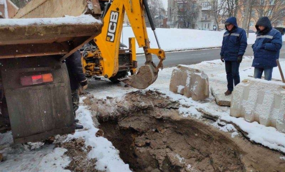 У Вінниці через ремонтні роботи мешканці залишились без гарячої води та опалення. Перелік адрес