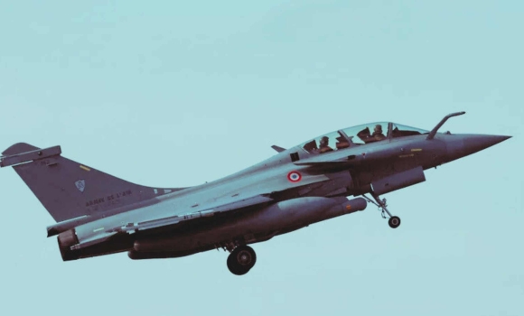 Україна та Франція підписали декларацію щодо співробітництва в обороні Україна та Франція підписали декларацію щодо співробітництва в обороні