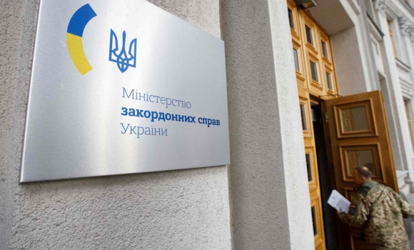 Україна закликає іноземні держави утриматися від участі їхніх військовослужбовців у московському параді