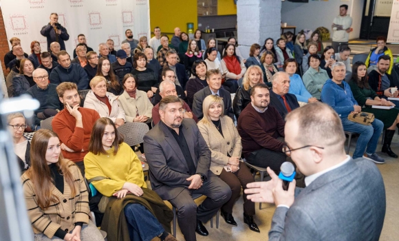 Унікальне видання Валентина Отамановського презентували у Вінниці